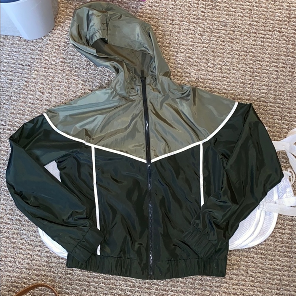 windbreaker